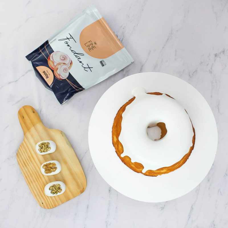 Alternative view of Fondant 900g